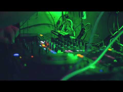 Pitbull x Acraze Ft. Ne-Yo - Give Me Everything (Muka Short 'Do It To It' Mashüp)