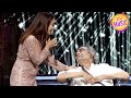 Neha ने Santosh Anand जी को Dedicate किया उन्ही का एक गी�
