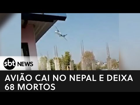 Avião cai no Nepal e deixa 68 mortos