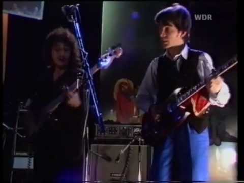 Ian Dury & The Blockheads live Clever Trevor.mp4