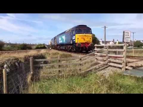 37259 and 57003 Valley Nuclear Flasks 31 Aug 2016. Filmed on the valley triangle