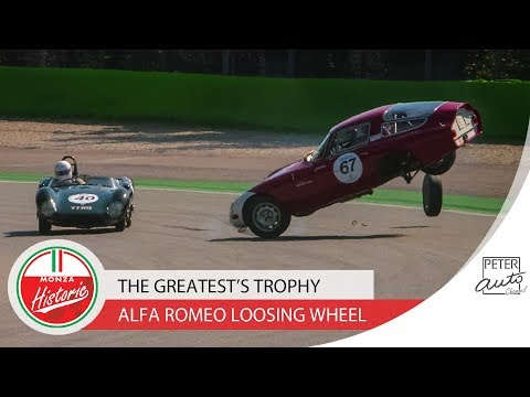 SPECTACULAR car loosing wheel in the Monza Parabolocia
