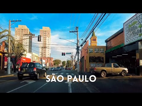 Dirigindo pelo bairro do Limão em São Paulo