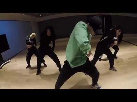 190808 Dance Practice Lay - Tattoo