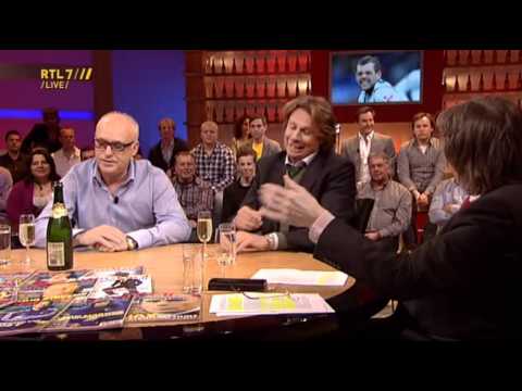 Voetbal International 04-04-11 - Gijp en Johan Derksen vinden het moment van Kraay niet bijzonder