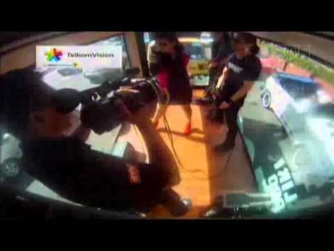 Pay feat. Vanya & Irang : "Pas Kena Hatiku" in Hits on Wheels