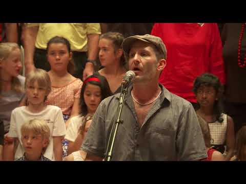 Tomazobi & Generationenchor "Mis Velo"  (live)