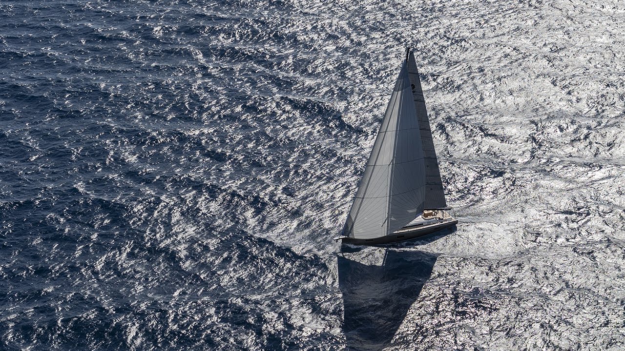 Official trailer Beneteau First 44