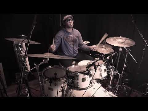 Hilario Bell ( Voices)