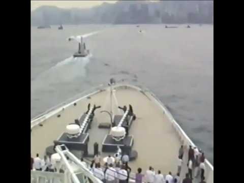Thumbnail for Cunard Ocean Liner QE2 arrives in Hong Kong