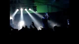 Salmo feat. Enigma live - Back On The Track