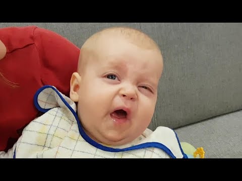 Baby's HILARIOUS REACTION to Drinking Tangy Orange Juice for the First Time 😂