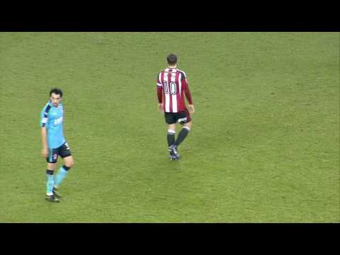 Blades v Fleetwood - match action