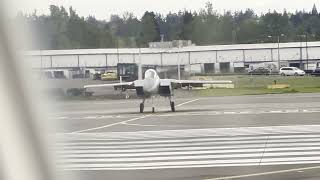 Taxi race to hold ... Embraer ERJ-175 vs. F15 ... wait for it!