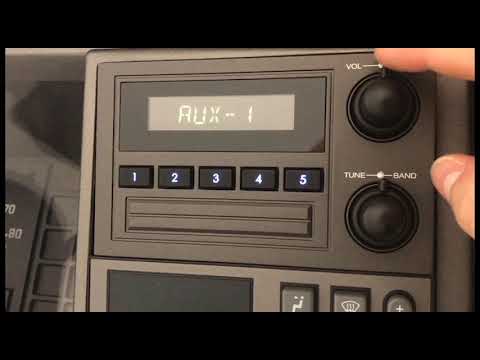 RetroSound Santa Cruz Radio designed for 1988 - 1994 GM and Chevrolet Trucks