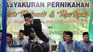 Download lagu Ceramah Lucu Kyai SUKARTONO dari Tegal dalam Rangka Tasyakuran Pernikahan MAS RUDI & ASIH MULYANTI mp3