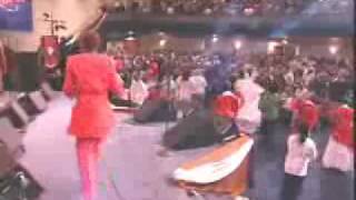 praise intermission.flv-Shekinah glory ministry