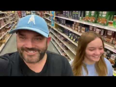 Food review with Gracie! Dad's grilled steak! 🥩