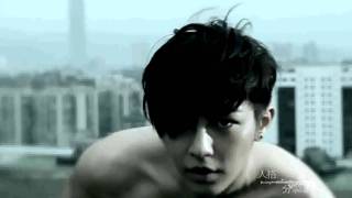 Aaron Yan炎亞綸 - The Next Me(下一個我) MV [HD(Lyrics: Pinyin + English)]