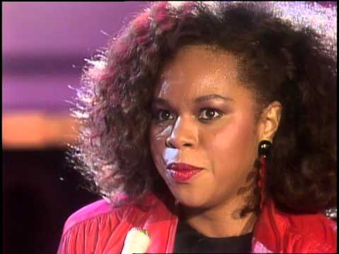 Dick Clark Interviews Deniece Williams- American Bandstand 1984