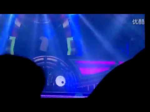 [FANCAM] 131229 SMTOWN WEEK Heechul Solo - Close your Mouth