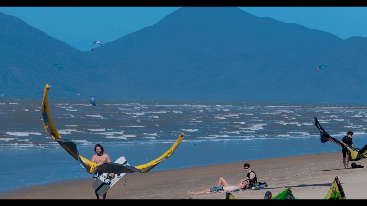 Discover a glimpse of Kiteboarding in the breezy shores of Yorkeys Knob.