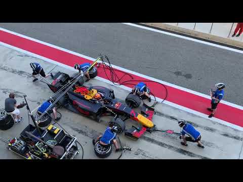 F2 pitstop