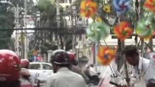 preview picture of video 'Cyclo Tour of Saigon, New Year 2009'