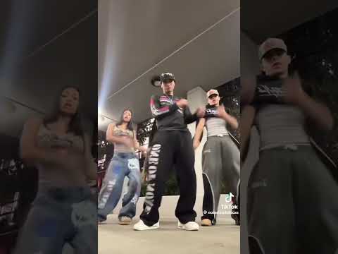 5’9 and my jockin #dance #malachi #malachibarton #trend