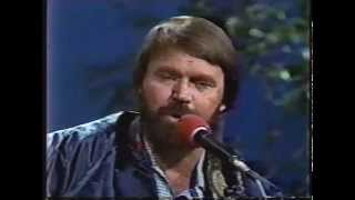 Glen Campbell &amp; Carl Jackson Sing &quot;Letter to Home&quot;