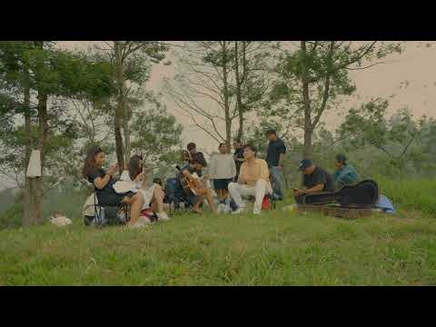 Cakka Nuraga - Cuaca (Live Acoustic at Kaki Gunung Merapi)