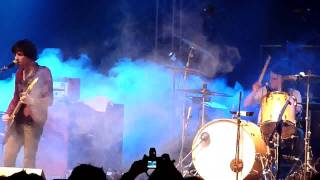 Verdena  HD - WOW Tour - Nuova Luce + Lui Gareggia  - Napoli 28-4-11