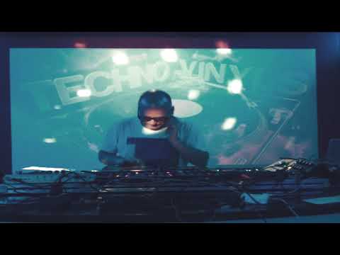 Techno Vinyls Records present: Bernathy Zsiga (Live Set)