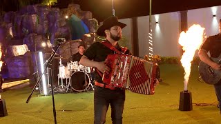 Download lagu A La MB Muchas Gracias (Adiós al Chore) - Panchito Arredondo mp3