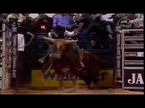 Red Rum bucks Cauy Hudson - 03 PBR Finals