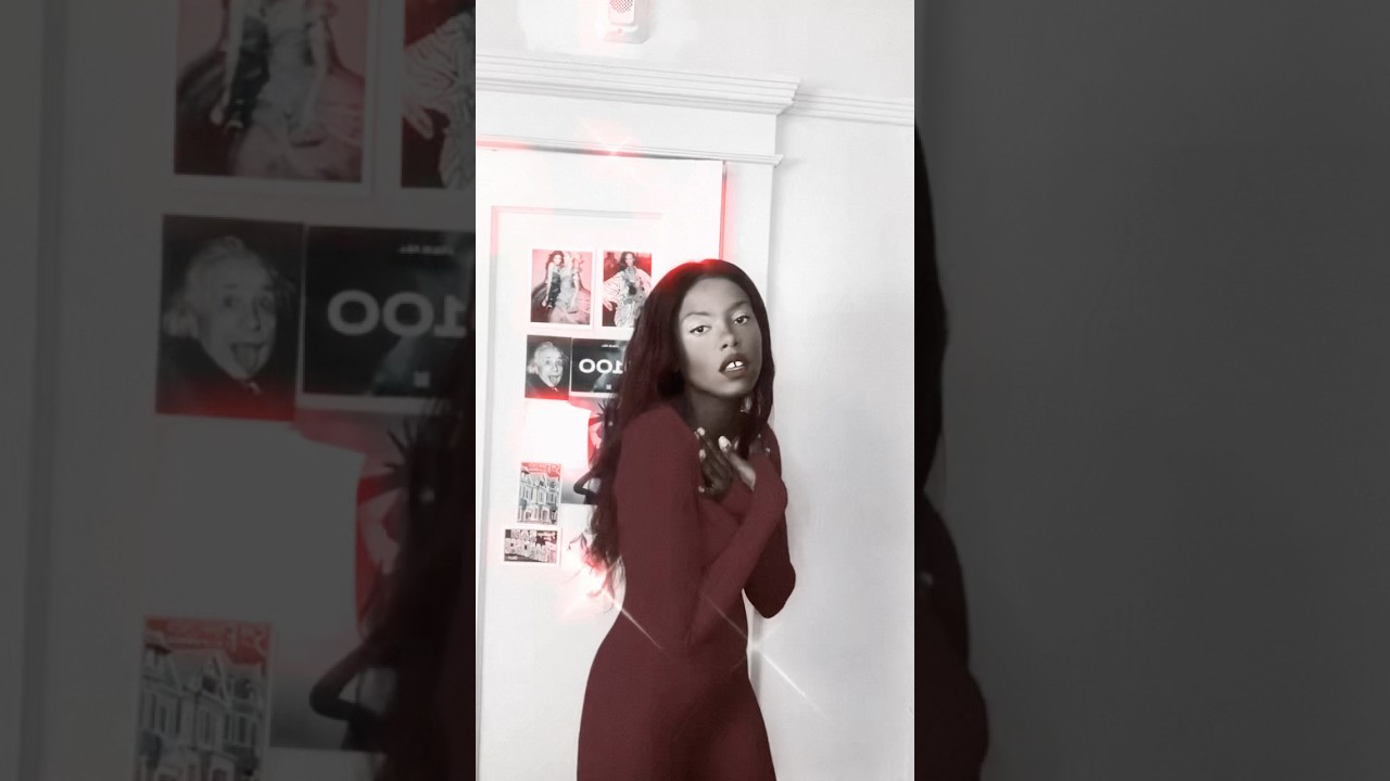 Promotional video thumbnail 4 for Tarot by Geralyn 