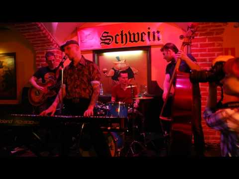 Lex Blohin + Alligators - 05 - We belong together (Ritchie Valens) - (Москва,Schwein,12.4.2014)