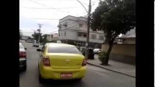 preview picture of video 'Chevrolet Cobalt táxi arrancando'