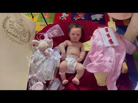OPENING MY FIRST FULL BODY SILICONE REBORN BABY / MY EARLY CHRISTMAS GIFT 😮