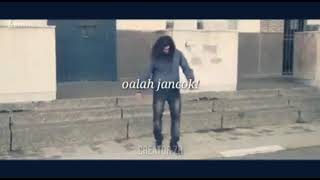 Download lagu STORY WA RASANYA AKU SEDANG MELAYANG MUNGKIN AKAN TERBANG MENEMBUS BATAS KEWAJARAN mp3