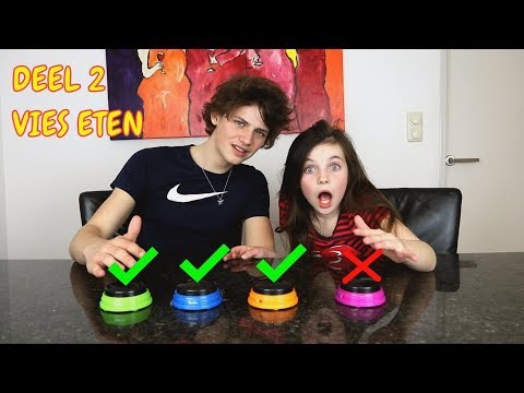 DRUK NIET DE VERKEERDE KNOP VIES ETEN CHALLENGE met HUGO | DON'T PUSH THE WRONG BUTTON - Bibi