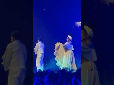 Cary Martínez Cepeda con Julito Gaston en la Residencia de Bad Bunny