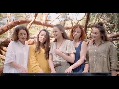 GRAŽI IR TA GALINGA G Y V A I