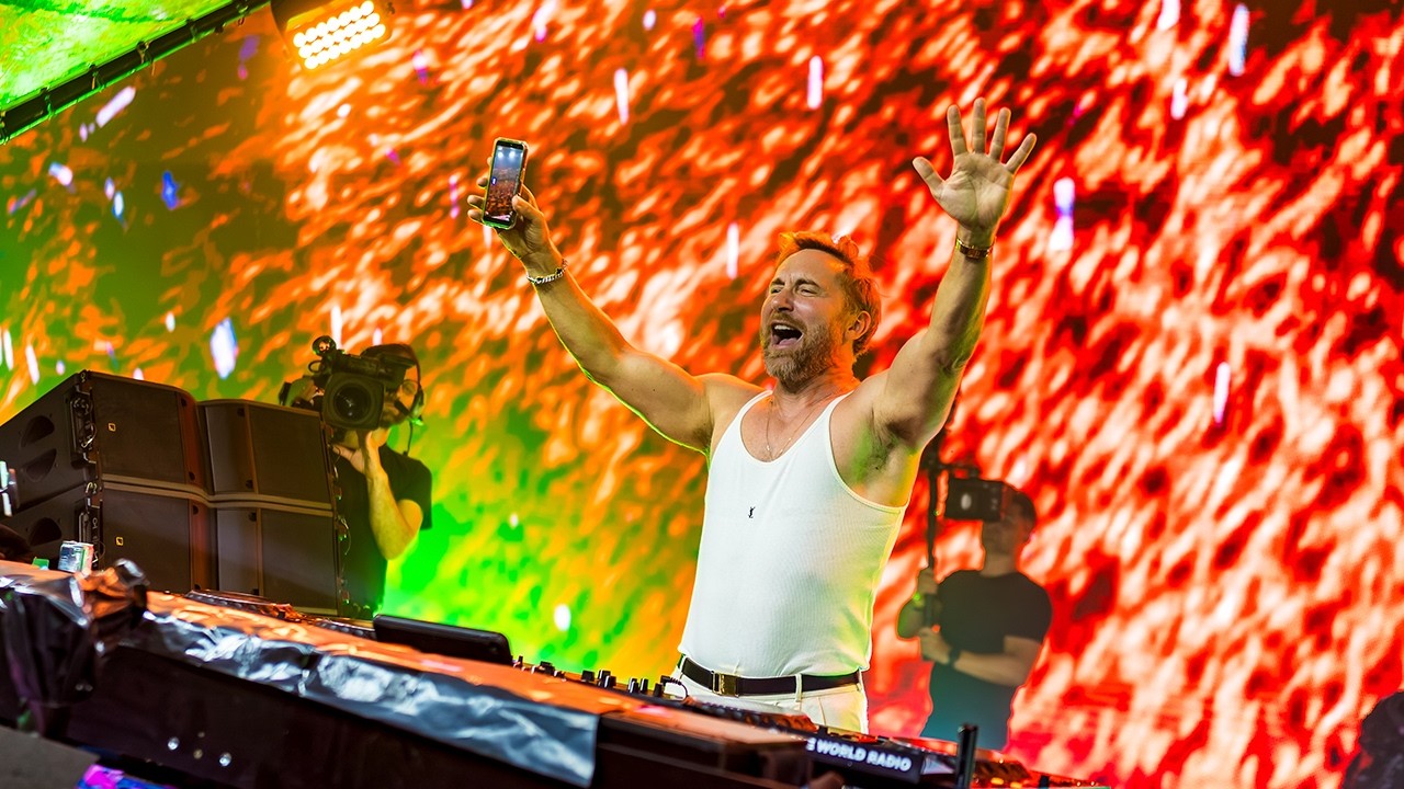 David Guetta & Hypaton - Walked Away (Live Performance @ Tomorrowland 2025)