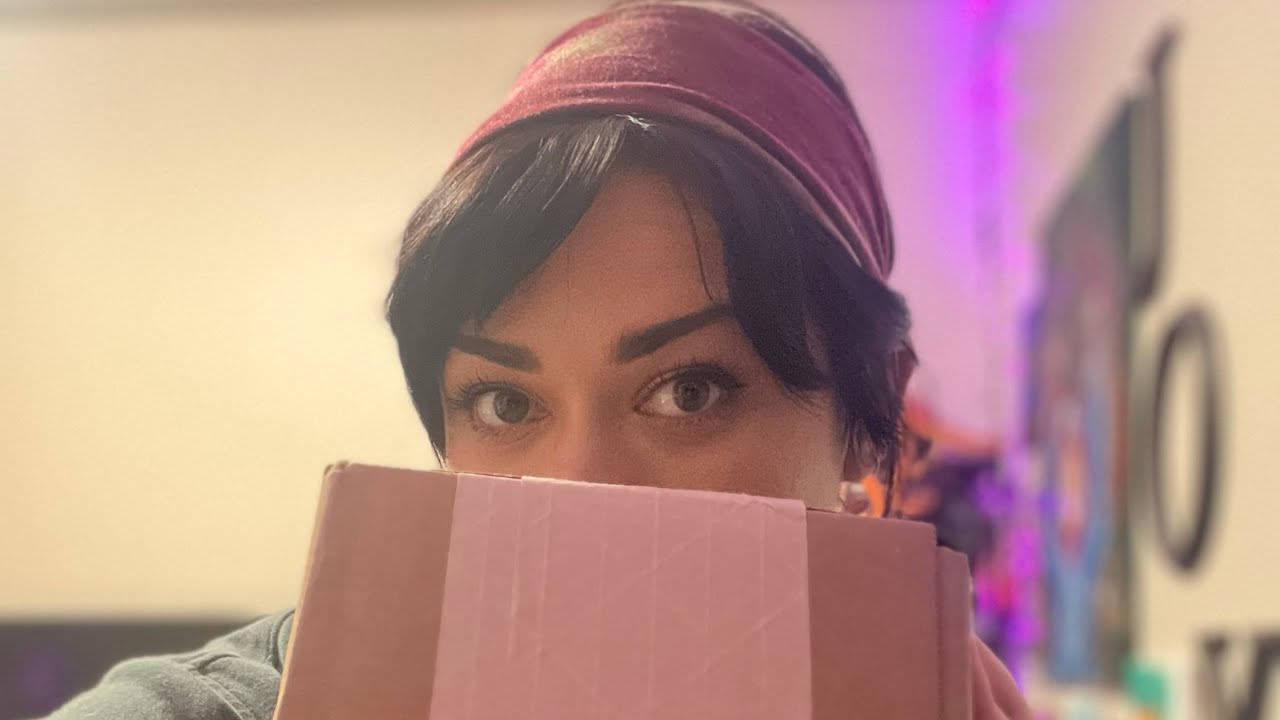 Unboxing PLG’s New Howler Pouch & Sneaky Good Stuff!! | Portland Leather 