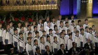 Vienna Boys Choir: Still, Still weil&#39;s Kindlein schlafen...