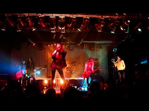 Guns 'n Roses tribute - Dust 'n Bones - Coma [LIVE 2011 - NEW YEARS EVE CONCERT]