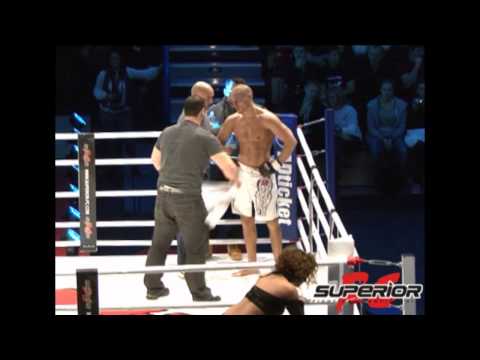 Fight Card 26.11.11 Superior FC und M-1 ( Andrej Lichtenwald vs.Kerim Engizek )