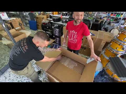 Unboxing and Testing my BRAND NEW Gretsch USA Custom!!!