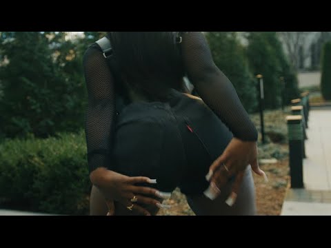 Erica Banks - It's Goin Down (Freestyle)